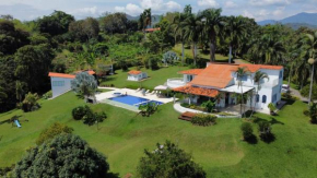 Villa Shangri La Center